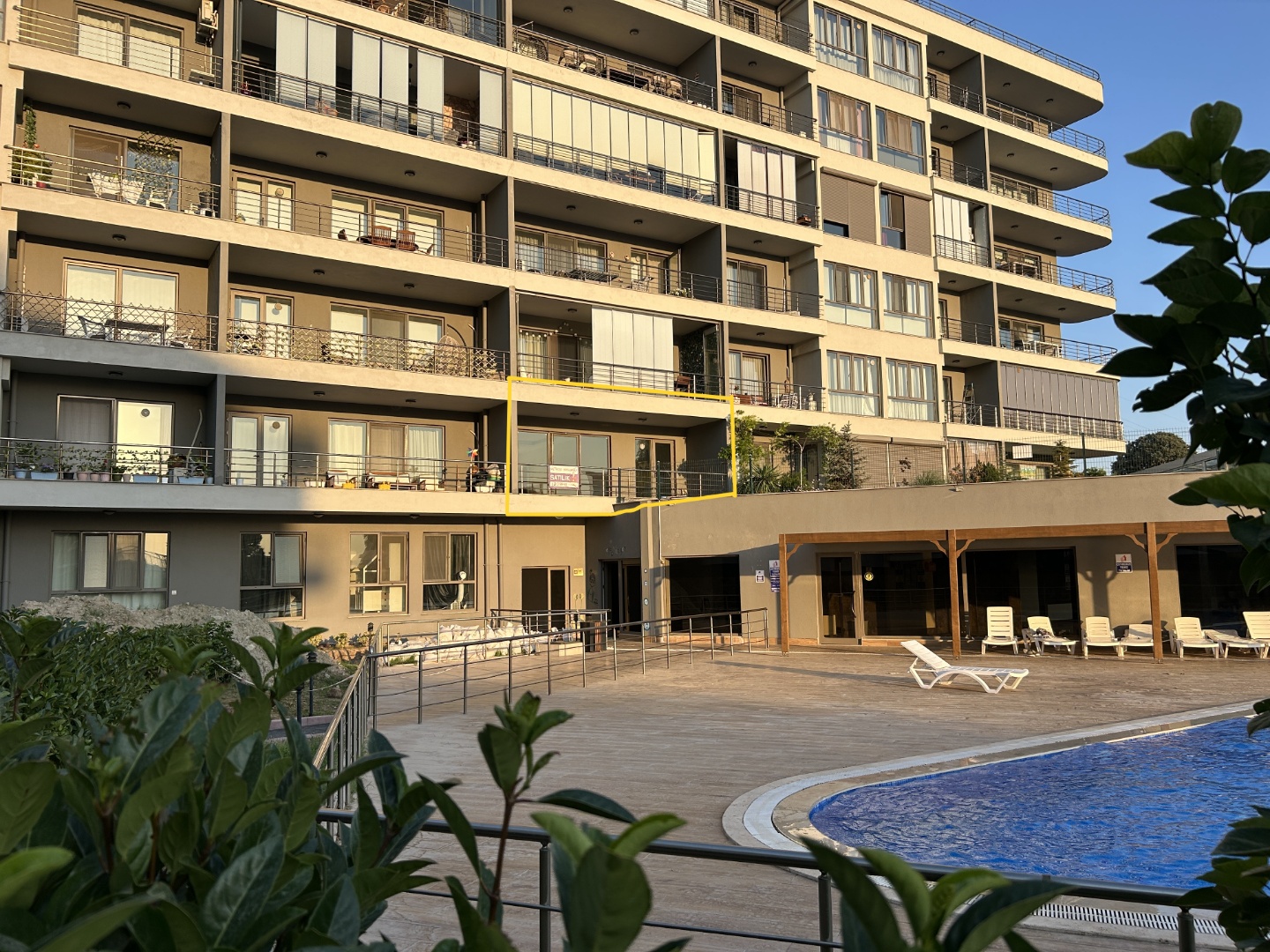 ÇANAKKALE HAMİDİYE MAH.DE DEVLET HASTANESİ YAKINI, HAVUZLU-GÜVENLİKLİ SİTEDE GENİŞ 3+1 DAİRE - ÇANAKKALE MERKEZ KEPEZ BELDESİ, HAMİDİYE MAHALLESİ - undefined undefined - Thumbnail
