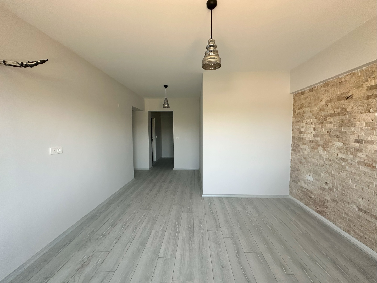 ÇANAKKALE MODERN SİTESİ, GİRİŞ KAT GENİŞ 3+1 SATILIK DAİRE! - ÇANAKKALE MERKEZ ARSLANCA KÖYÜ - undefined undefined - Thumbnail