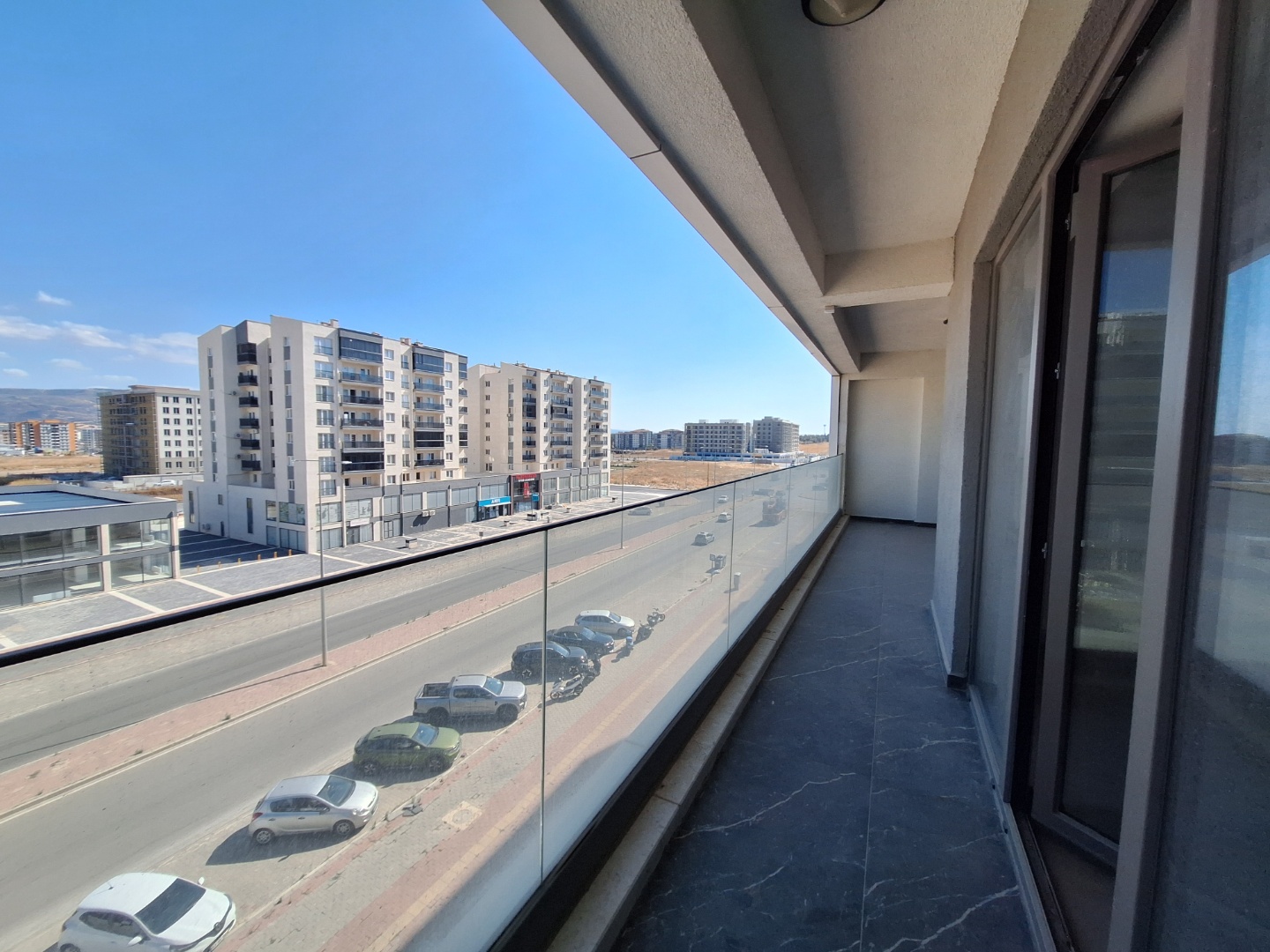 ÇANAKKALE MERKEZ KARACAÖREN DE CADDE ÜZERİ 165 M2 3+1  SATILIK DAİRE - ÇANAKKALE MERKEZ KARACAÖREN KÖYÜ - undefined undefined - Thumbnail