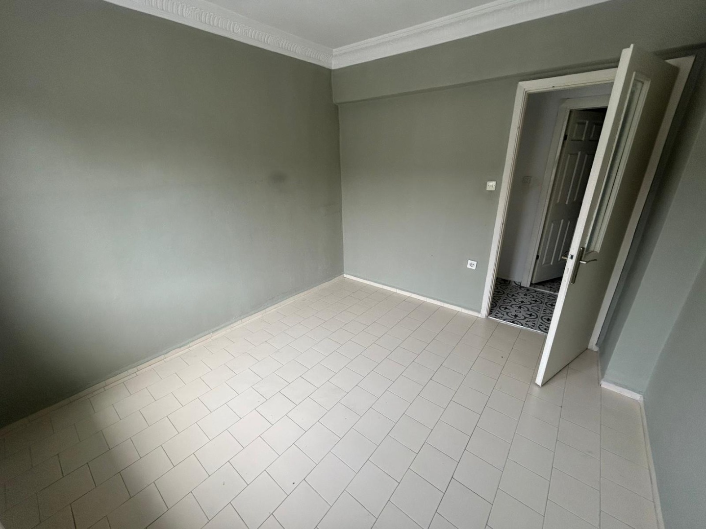 ÇANAKKALE MERKEZ'DE YENİ KORDONA YAKIN SATILIK 3+1 DAİRE - ÇANAKKALE MERKEZ BARBAROS MAHALLESİ - undefined undefined - Thumbnail