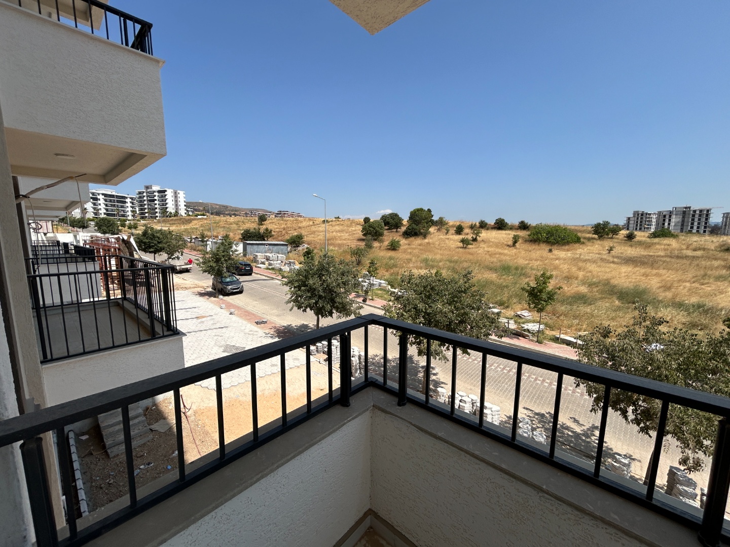 ÇANAKKALE, MERKEZ, HAMİDİYE MAHALLESİNDE, SOSYAL DONATILI VE GÜVENLİKLİ SİTEDE, EŞYALI, HOLLÜ SATILIK 1+1 DAİRE - ÇANAKKALE MERKEZ KEPEZ BELDESİ, HAMİDİYE MAHALLESİ - undefined undefined - Thumbnail