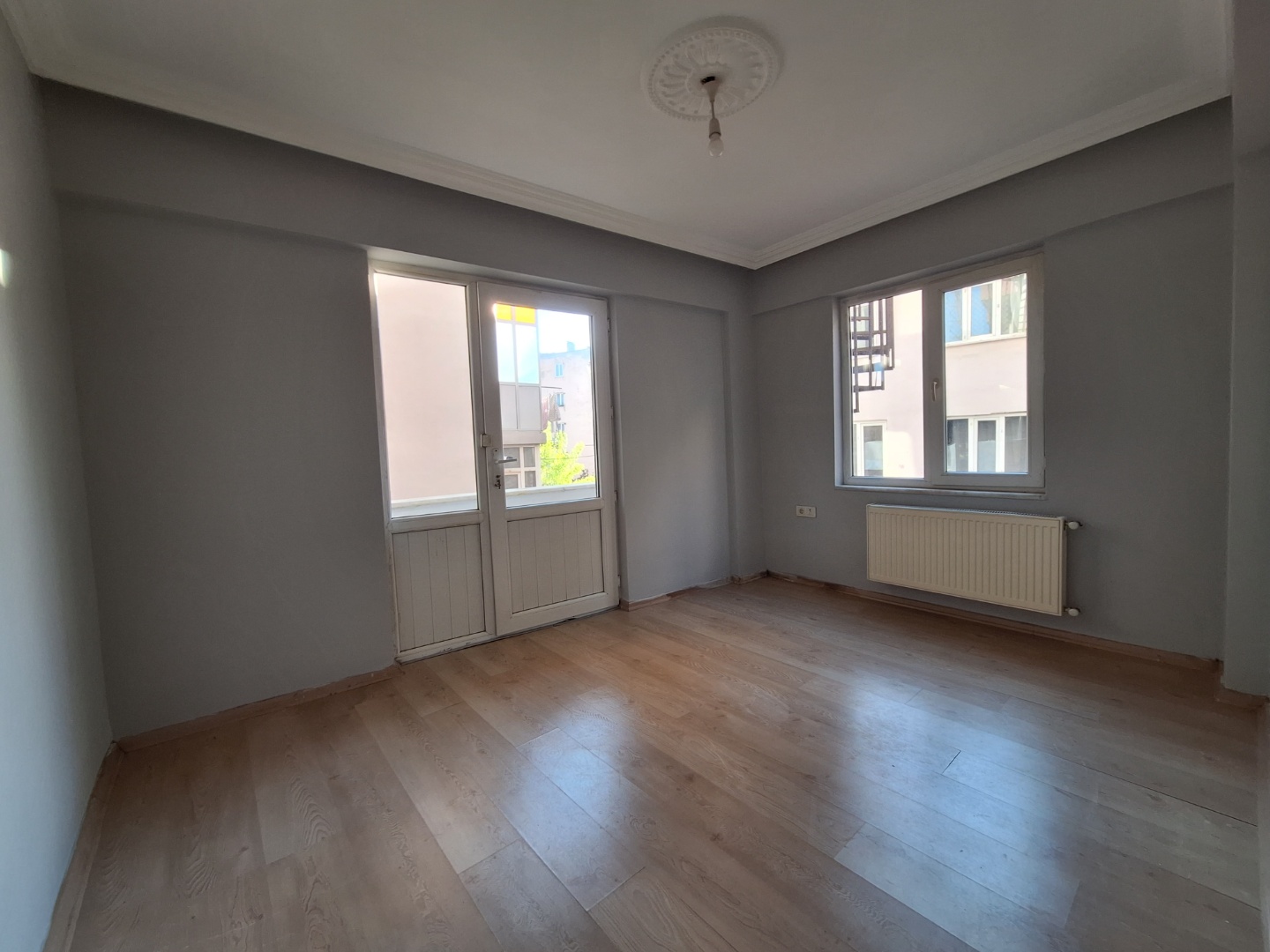 ÇANAKKALE CEVATPAŞA ATATÜRK CADDESİ ÜZERİ 2+1 SATILIK DAİRE - ÇANAKKALE MERKEZ CEVAT PAŞA MAHALLESİ - undefined undefined - Thumbnail