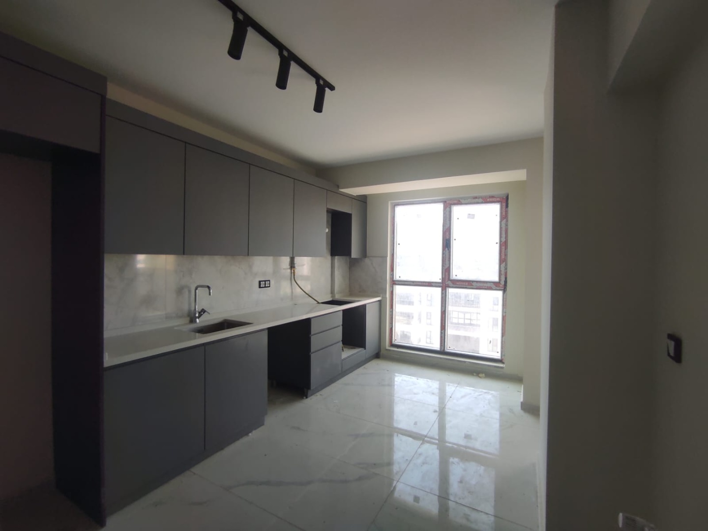 ÇANAKKALE KARACAÖRENDE  57. ALAY İLKÖĞRETİM OKULLARINA YAKIN SATILIK 3+1 DAİRE - ÇANAKKALE MERKEZ KARACAÖREN KÖYÜ - undefined undefined - Thumbnail