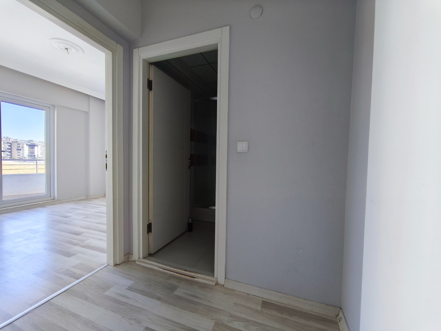 ÇANAKKALE HAMİDİYE'DE GENİŞ BALKONLU BOĞAZ MANZARALI KİRALIK DAİRE - ÇANAKKALE MERKEZ KEPEZ BELDESİ, BOĞAZKENT MAHALLESİ - undefined undefined - Thumbnail