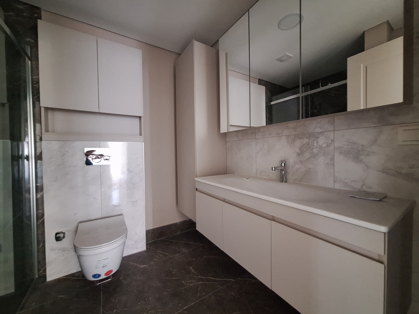ÇANAKKALE MERKEZ KARACAÖREN DE CADDE ÜZERİ 165 M2 3+1  SATILIK DAİRE - ÇANAKKALE MERKEZ KARACAÖREN KÖYÜ - undefined undefined - Thumbnail