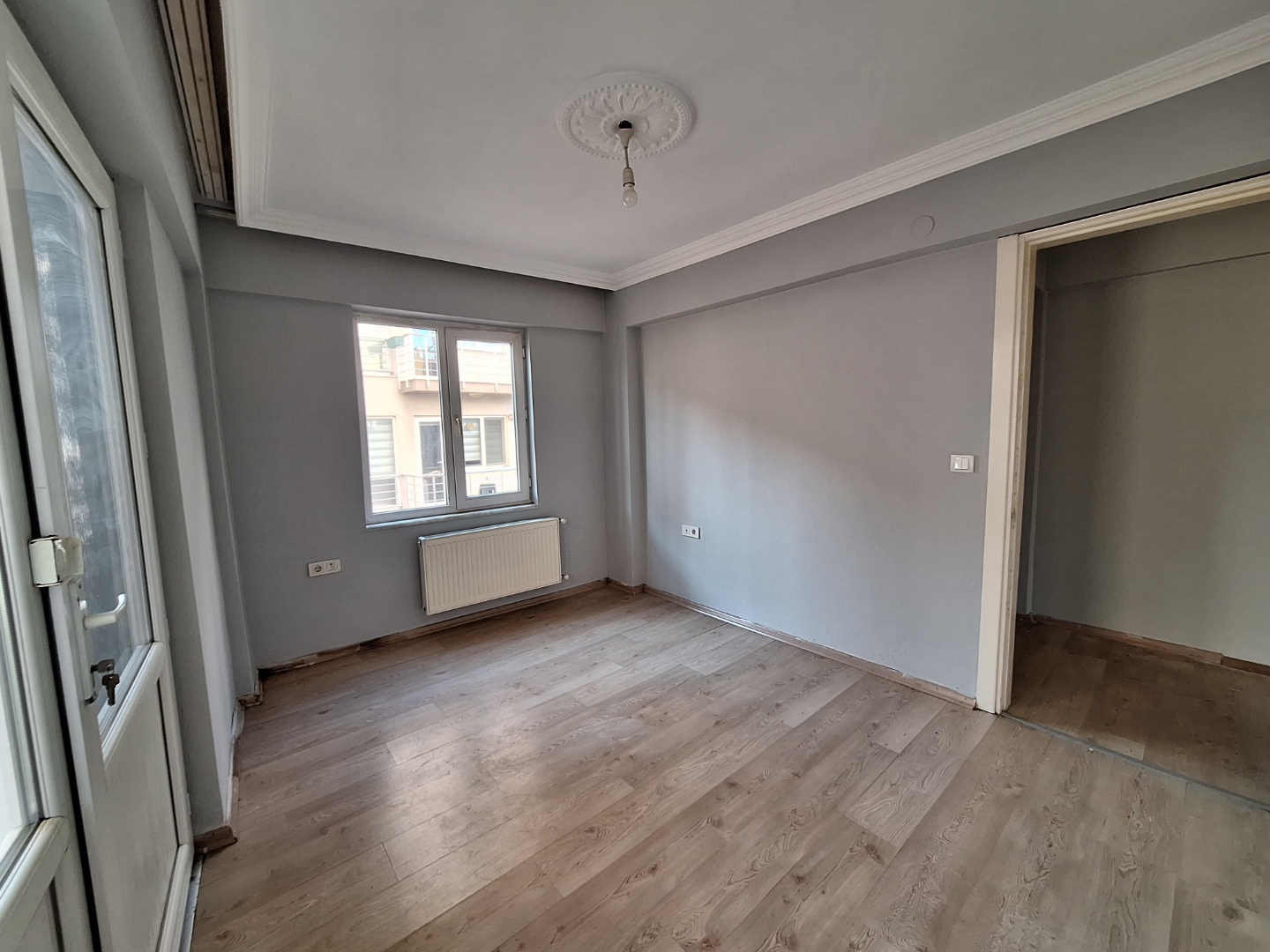 ÇANAKKALE CEVATPAŞA ATATÜRK CADDESİ ÜZERİ 2+1 SATILIK DAİRE - ÇANAKKALE MERKEZ CEVAT PAŞA MAHALLESİ - undefined undefined - Thumbnail