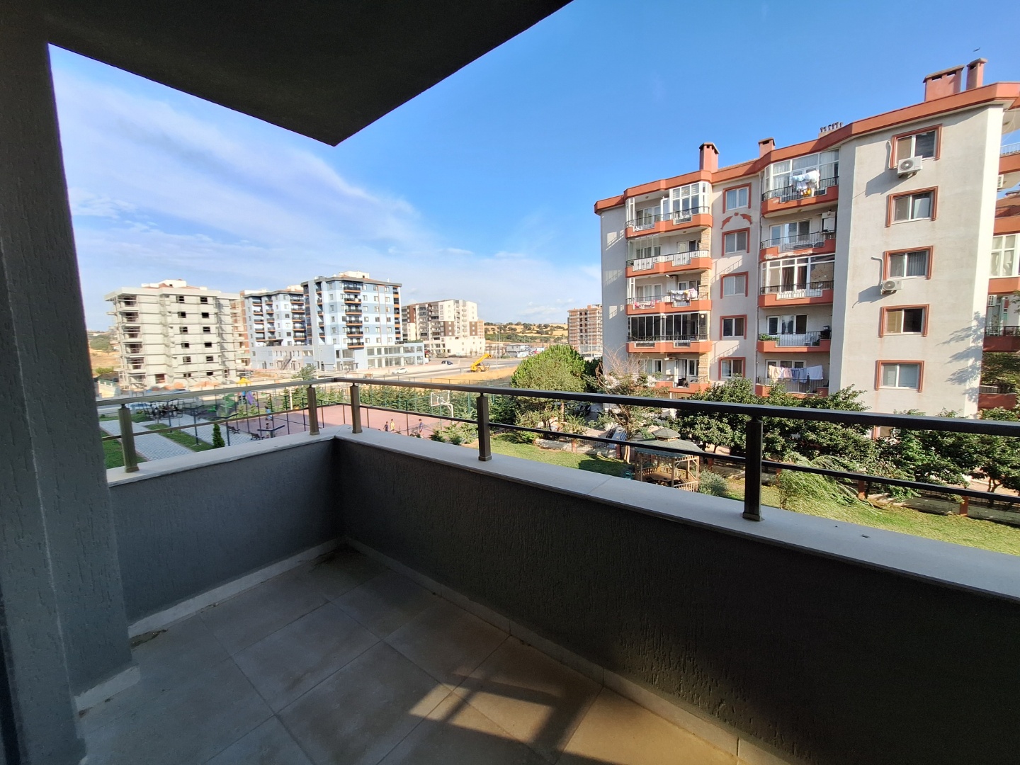 ÇANAKKALE ESENLER RİTİM PREMİUM SİTESİNDE SATILIK 3+1 DAİRE - ÇANAKKALE MERKEZ KARACAÖREN KÖYÜ - undefined undefined - Thumbnail
