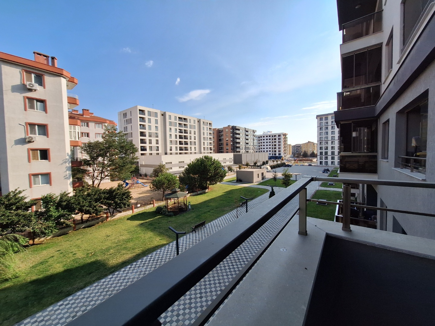 ÇANAKKALE ESENLER RİTİM PREMİUM SİTESİNDE SATILIK 3+1 DAİRE - ÇANAKKALE MERKEZ KARACAÖREN KÖYÜ - undefined undefined - Thumbnail