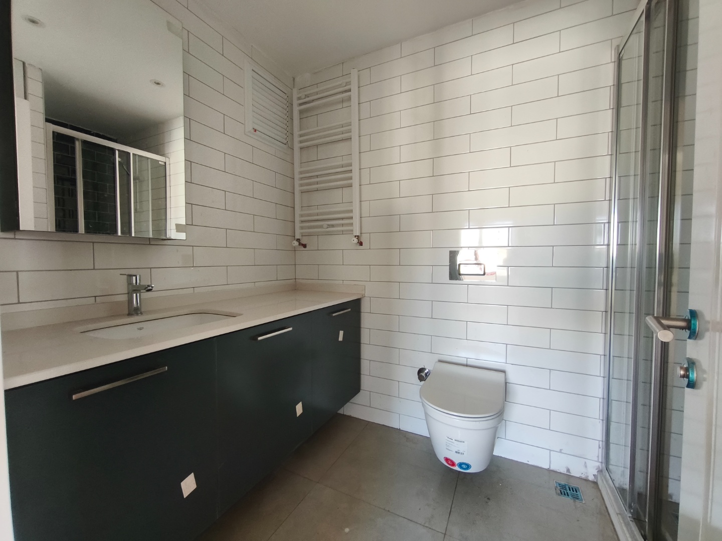 ÇANAKKALE ESENLER'DE HAVUZLU SİTEDE SIFIR 3+1 SATILIK DAİRE - ÇANAKKALE MERKEZ KARACAÖREN KÖYÜ - undefined undefined - Thumbnail