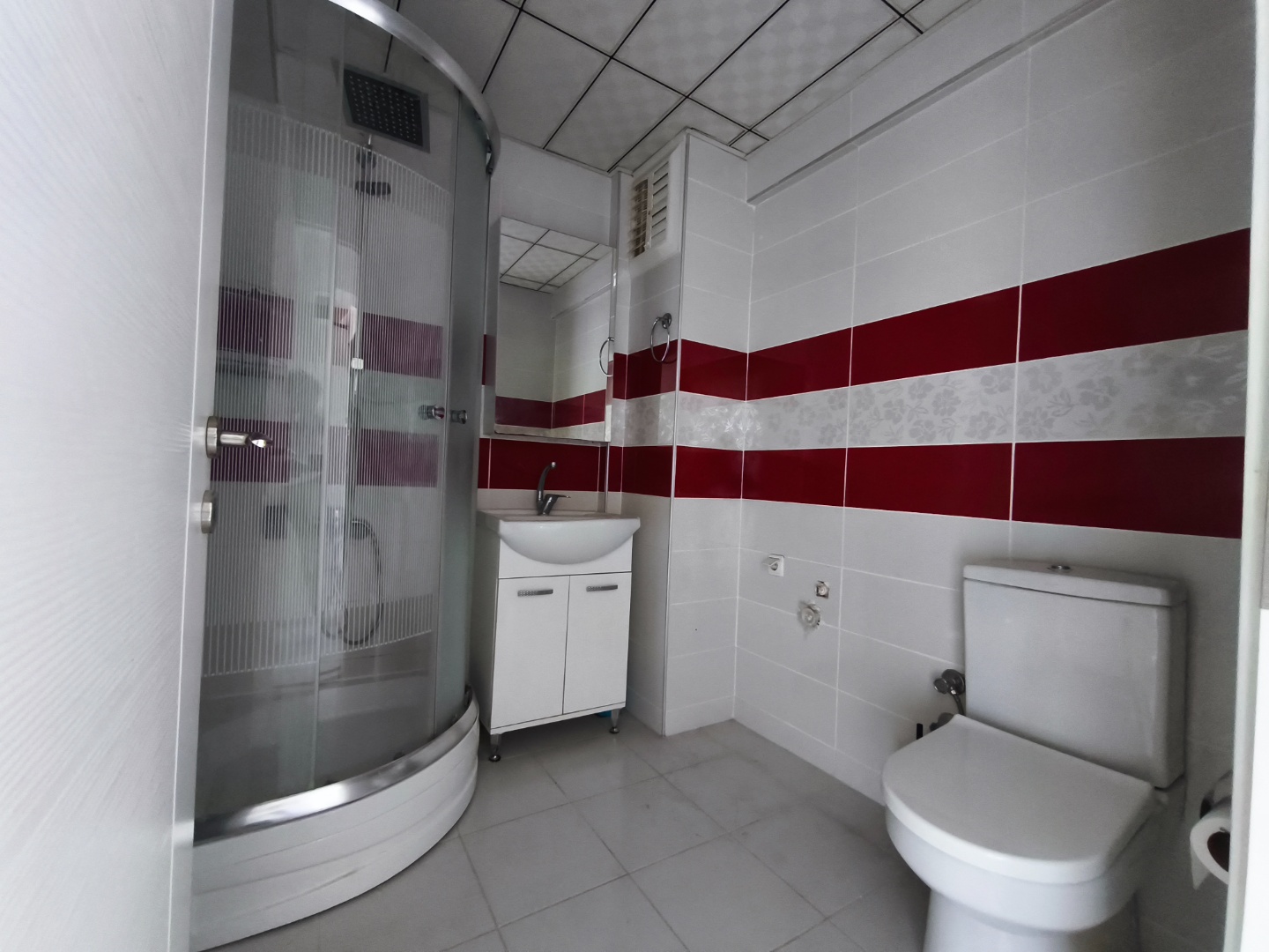 ÇANAKKALE HAMİDİYE'DE GENİŞ BALKONLU BOĞAZ MANZARALI KİRALIK DAİRE - ÇANAKKALE MERKEZ KEPEZ BELDESİ, BOĞAZKENT MAHALLESİ - undefined undefined - Thumbnail