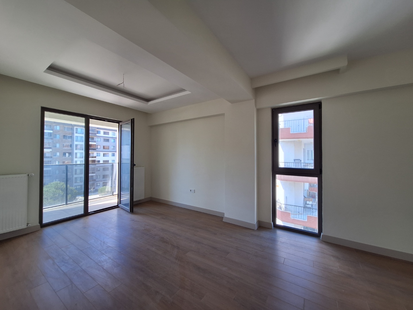 ÇANAKKALE MERKEZ KARACAÖREN DE CADDE ÜZERİ 165 M2 3+1  SATILIK DAİRE - ÇANAKKALE MERKEZ KARACAÖREN KÖYÜ - undefined undefined - Thumbnail