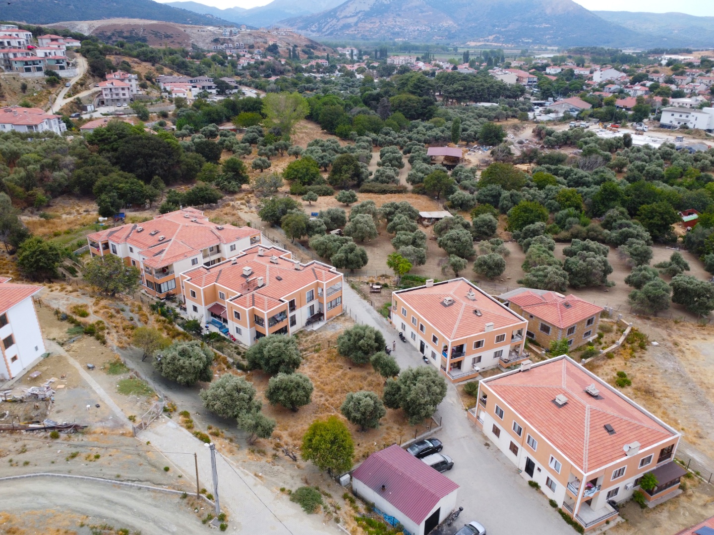 GÖKÇEADA MAVİ MARMARA'DA EŞYALI KİRA GETİRİLİ SATILIK 2+1 DAİRE - ÇANAKKALE GÖKÇEADA YENİ MAHALLESİ - undefined undefined - Thumbnail