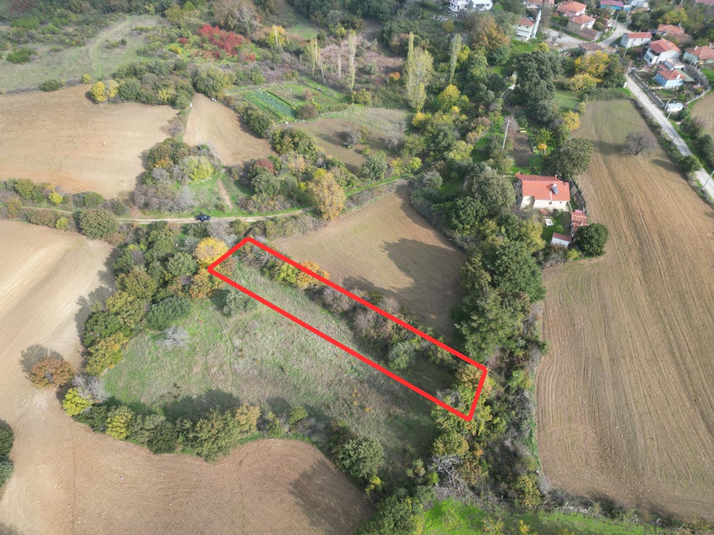 ÇANAKKALE KIZILKEÇİLİ KÖYÜ 827 M2 SATILIK ARAZİ - ÇANAKKALE MERKEZ KIZILKEÇİLİ KÖYÜ - undefined undefined - Thumbnail