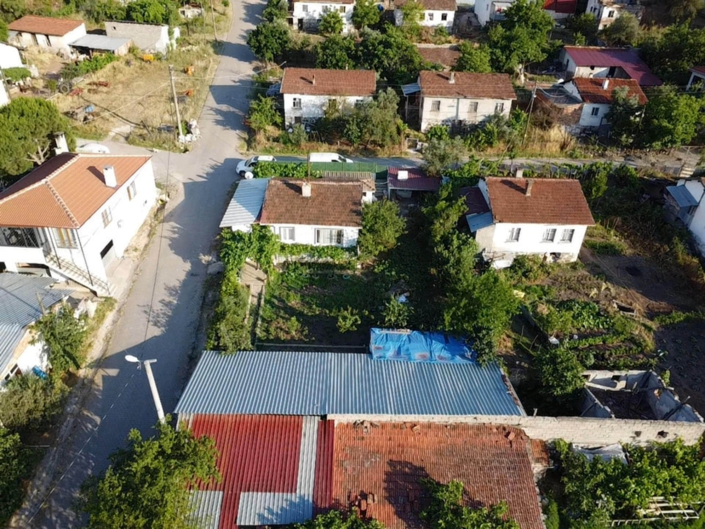 ÇANAKKALE MERKEZ SERÇİLER KÖYÜNDE SATILIK MÜSTAKİL EV  - ÇANAKKALE MERKEZ SERÇİLER KÖYÜ - undefined undefined - Thumbnail