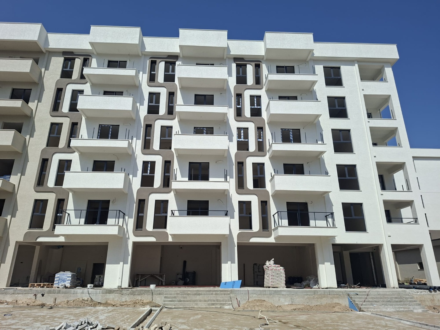 ÇANAKKALE HAMİDİYE' DE  HASTANEYE YAKIN  ÇİFT BALKONLU 2+1 SATILIK DAİRE