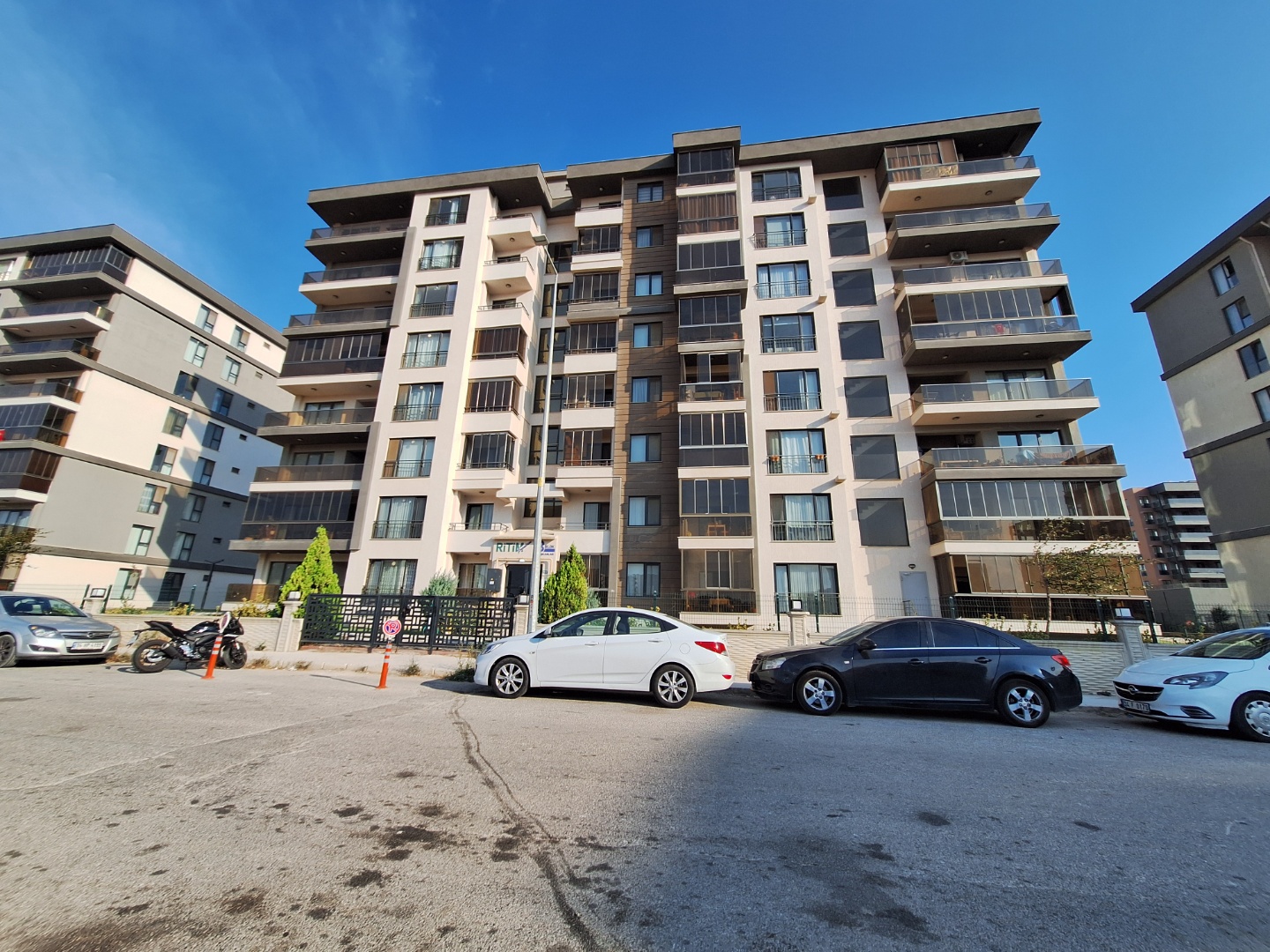 ÇANAKKALE ESENLER RİTİM PREMİUM SİTESİNDE SATILIK 3+1 DAİRE - ÇANAKKALE MERKEZ KARACAÖREN KÖYÜ - undefined undefined - Thumbnail