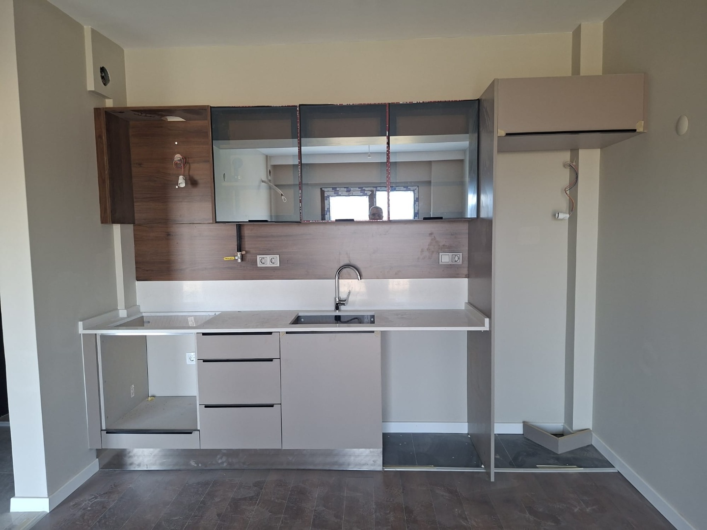 ÇANAKKALE HAMİDİYE'DE M.AKİF ERSOY HASTANESİNE YAKIN 1+1 EŞYALI SATILIK DAİRE - ÇANAKKALE MERKEZ KEPEZ BELDESİ, HAMİDİYE MAHALLESİ - undefined undefined - Thumbnail