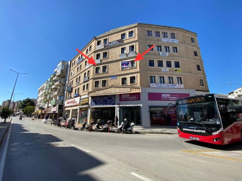 🏢 ÇANAKKALE MERKEZ’DE BELEDİYE KARŞISI | 2+1 SATILIK İŞYERİ | PEHLİVANOĞLU İŞ MERKEZİ - ÇANAKKALE MERKEZ ARSLANCA MAHALLESİ - undefined undefined - Thumbnail
