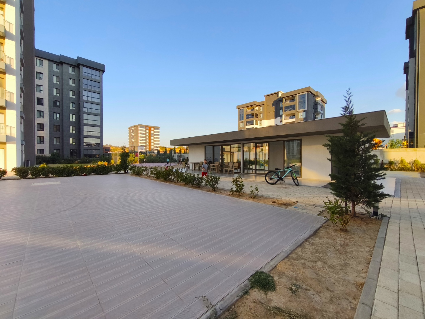 ÇANAKKALE ESENLER'DE HAVUZLU SİTEDE SIFIR 3+1 SATILIK DAİRE - ÇANAKKALE MERKEZ KARACAÖREN KÖYÜ - undefined undefined - Thumbnail