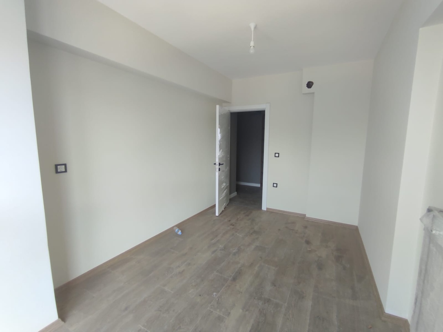 ÇANAKKALE KARACAÖRENDE  57. ALAY İLKÖĞRETİM OKULLARINA YAKIN SATILIK 3+1 DAİRE - ÇANAKKALE MERKEZ KARACAÖREN KÖYÜ - undefined undefined - Thumbnail