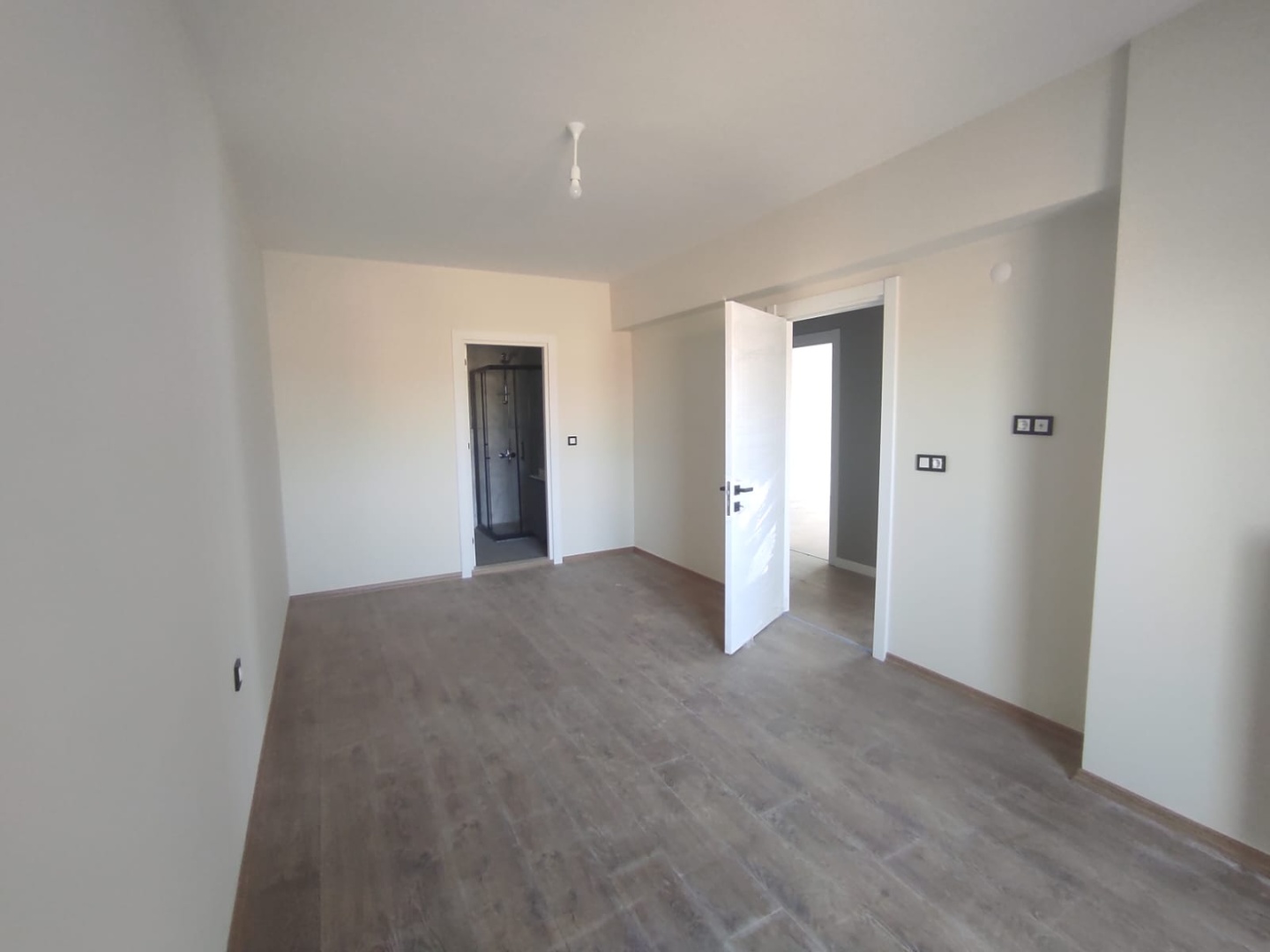 ÇANAKKALE KARACAÖRENDE  57. ALAY İLKÖĞRETİM OKULLARINA YAKIN SATILIK 3+1 DAİRE - ÇANAKKALE MERKEZ KARACAÖREN KÖYÜ - undefined undefined - Thumbnail