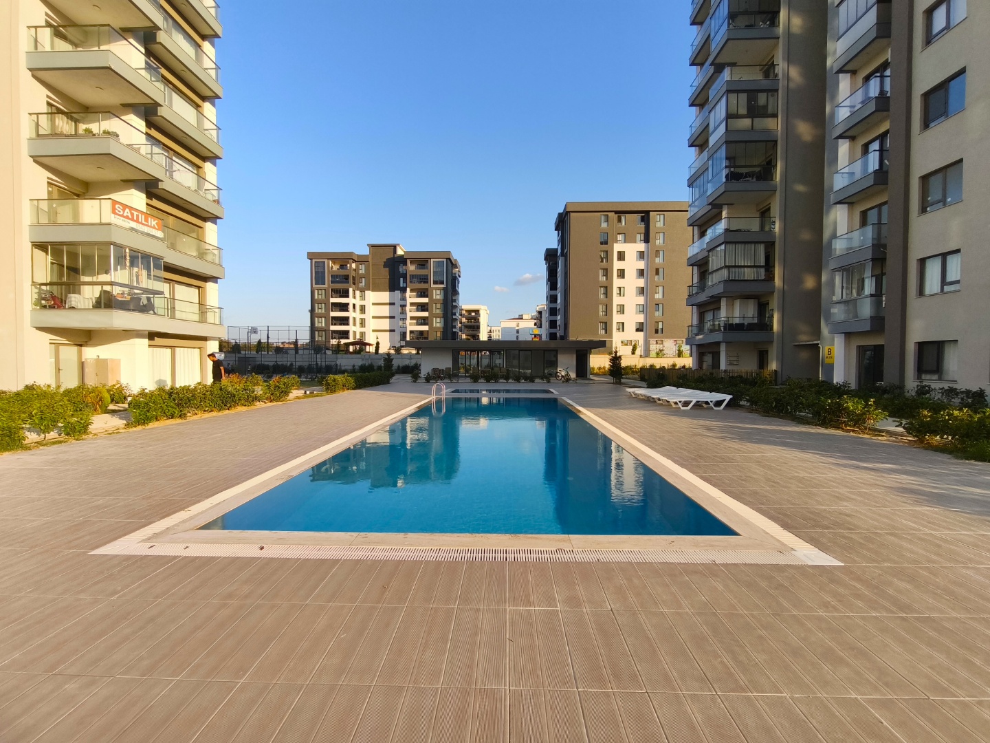 ÇANAKKALE ESENLER'DE HAVUZLU SİTEDE SIFIR 3+1 SATILIK DAİRE - ÇANAKKALE MERKEZ KARACAÖREN KÖYÜ - undefined undefined - Thumbnail