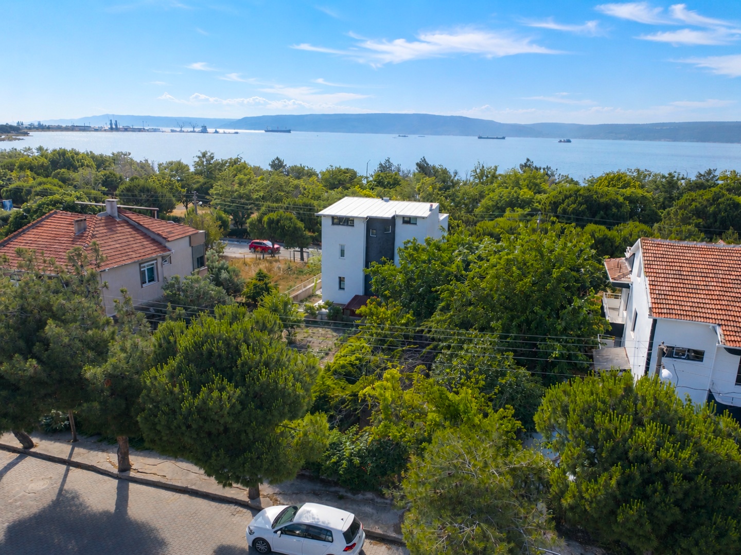 ÇANAKKALE KEPEZ SAHİL BÖLGESİNDE 230 M2 ARSA - ÇANAKKALE MERKEZ KEPEZ BELDESİ, CUMHURİYET MAHALLESİ - undefined undefined - Thumbnail