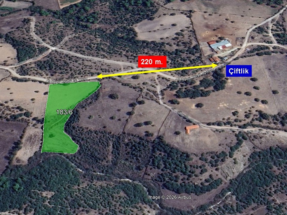 ÇANAKKALE EZİNE BAHÇELİ KÖYÜ'NDE ANA YOLA YAKIN, TARIM VEYA ÇİFTLİK İÇİN UYGUN KADASTRAL YOLU OLAN TARLA - ÇANAKKALE EZİNE BAHÇELİ KÖYÜ - undefined undefined - Thumbnail