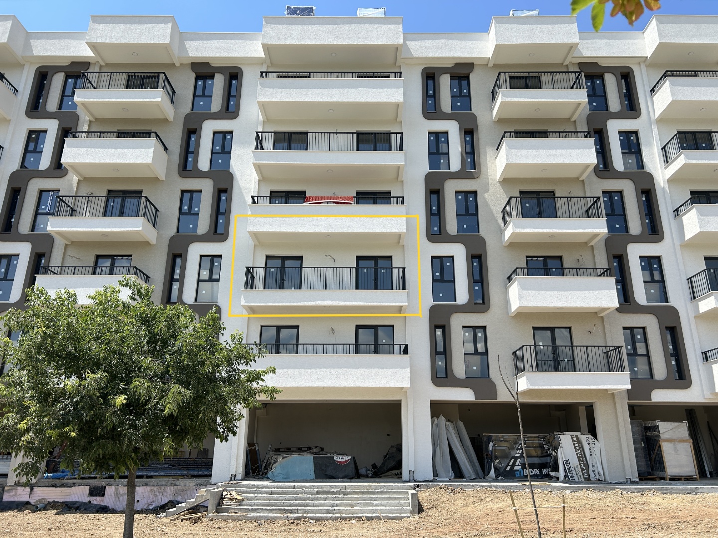 ÇANAKKALE, MERKEZ, HAMİDİYE MAHALLESİNDE, SOSYAL DONATILI VE GÜVENLİKLİ SİTEDE, GENİŞ BALKONLU, HOLLÜ SATILIK 1+1 DAİRE - ÇANAKKALE MERKEZ KEPEZ BELDESİ, HAMİDİYE MAHALLESİ - undefined undefined - Thumbnail
