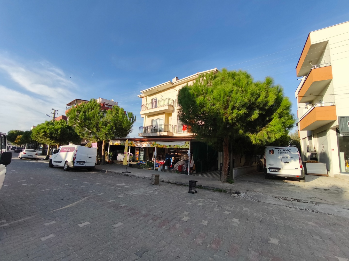 ÇANAKKALE KEPEZ'DE MERKEZİ KONUMDA KİRALIK 1+1 YENİ BOYALI DAİRE - ÇANAKKALE MERKEZ KEPEZ BELDESİ, BOĞAZKENT MAHALLESİ - undefined undefined - Thumbnail