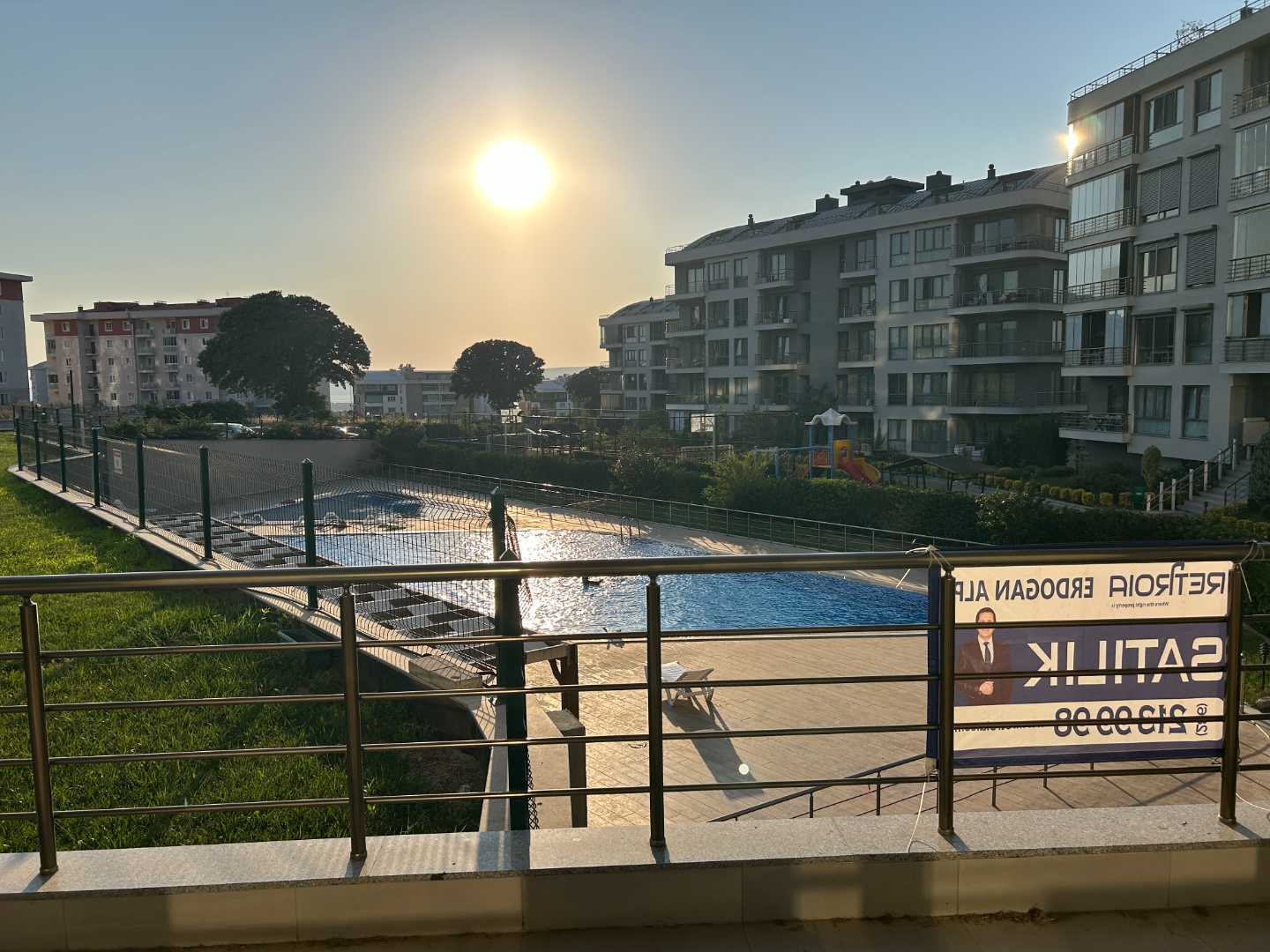 ÇANAKKALE HAMİDİYE MAH.DE DEVLET HASTANESİ YAKINI, HAVUZLU-GÜVENLİKLİ SİTEDE GENİŞ 3+1 DAİRE - ÇANAKKALE MERKEZ KEPEZ BELDESİ, HAMİDİYE MAHALLESİ - undefined undefined - Thumbnail