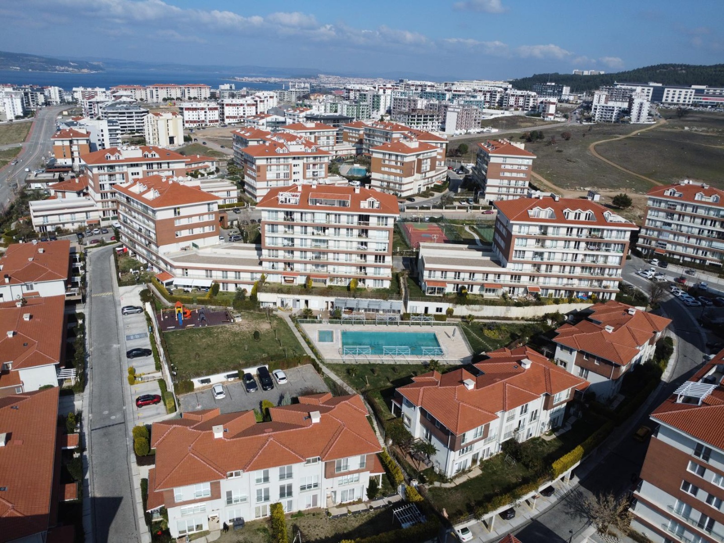 ÇANAKKALE MERKEZ PARK 17 SİTESİ'NDE KİRALIK BAHÇELİ 3+1 VİLLA - ÇANAKKALE MERKEZ KEPEZ BELDESİ, HAMİDİYE MAHALLESİ - undefined undefined - Thumbnail