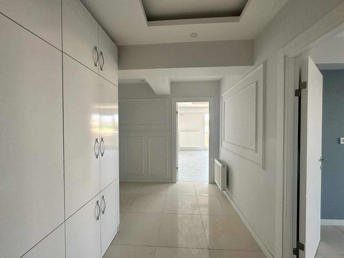 ÇANAKKALE MODERN SİTESİ, GİRİŞ KAT GENİŞ 3+1 SATILIK DAİRE! - ÇANAKKALE MERKEZ ARSLANCA KÖYÜ - undefined undefined - Thumbnail