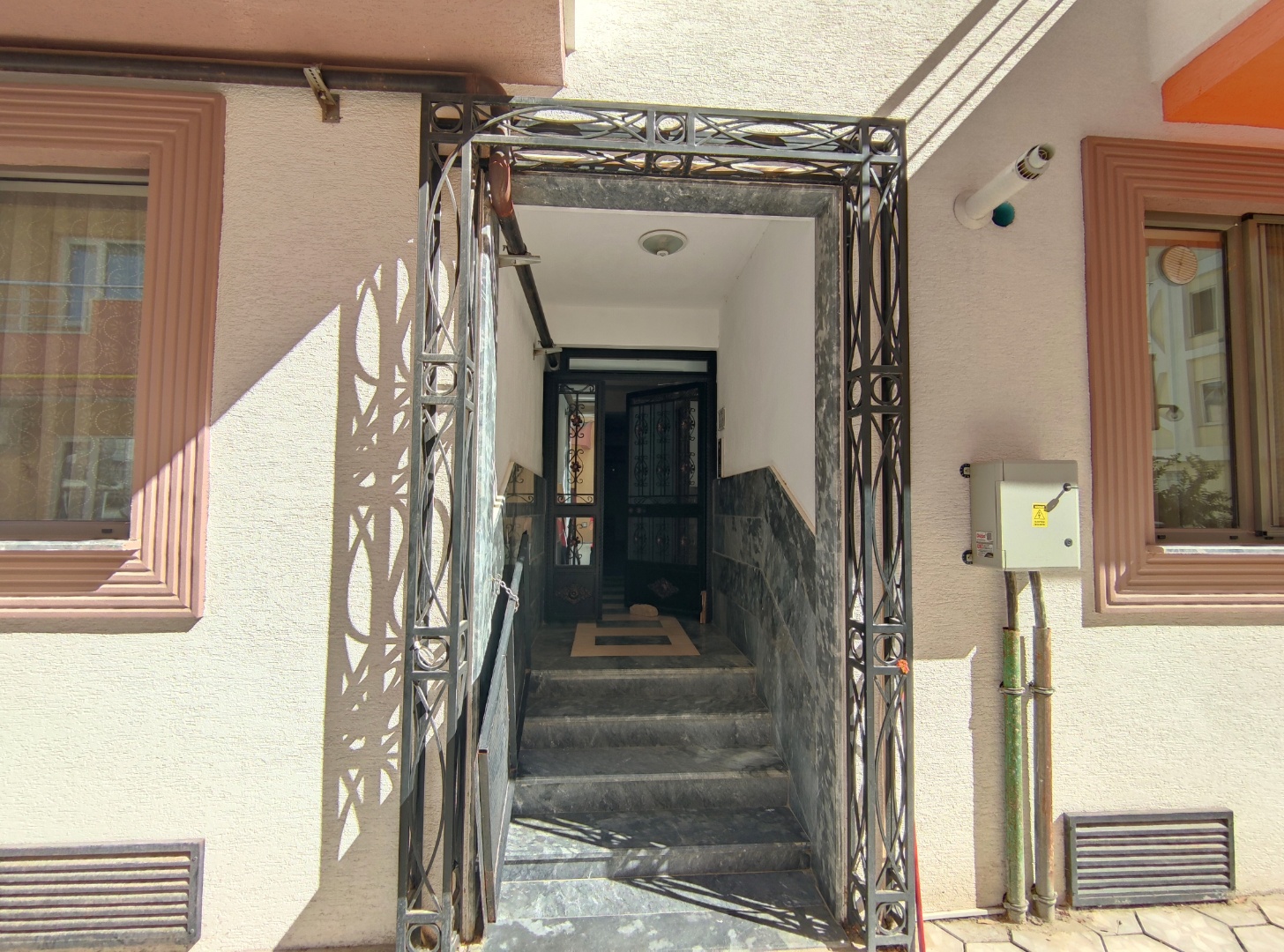 ÇANAKKALE BARBAROS 2+1 KAPALI MUTFAK SATILIK DAİRE - ÇANAKKALE MERKEZ BARBAROS MAHALLESİ - undefined undefined - Thumbnail