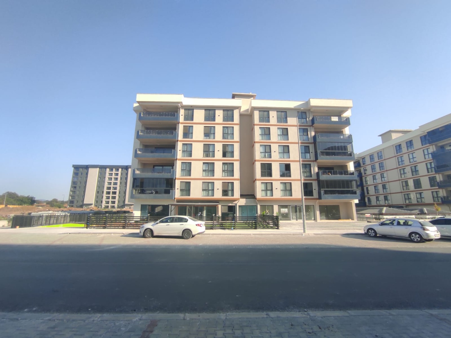 ÇANAKKALE KARACAÖRENDE  57. ALAY İLKÖĞRETİM OKULLARINA YAKIN SATILIK 3+1 DAİRE - ÇANAKKALE MERKEZ KARACAÖREN KÖYÜ - undefined undefined - Thumbnail