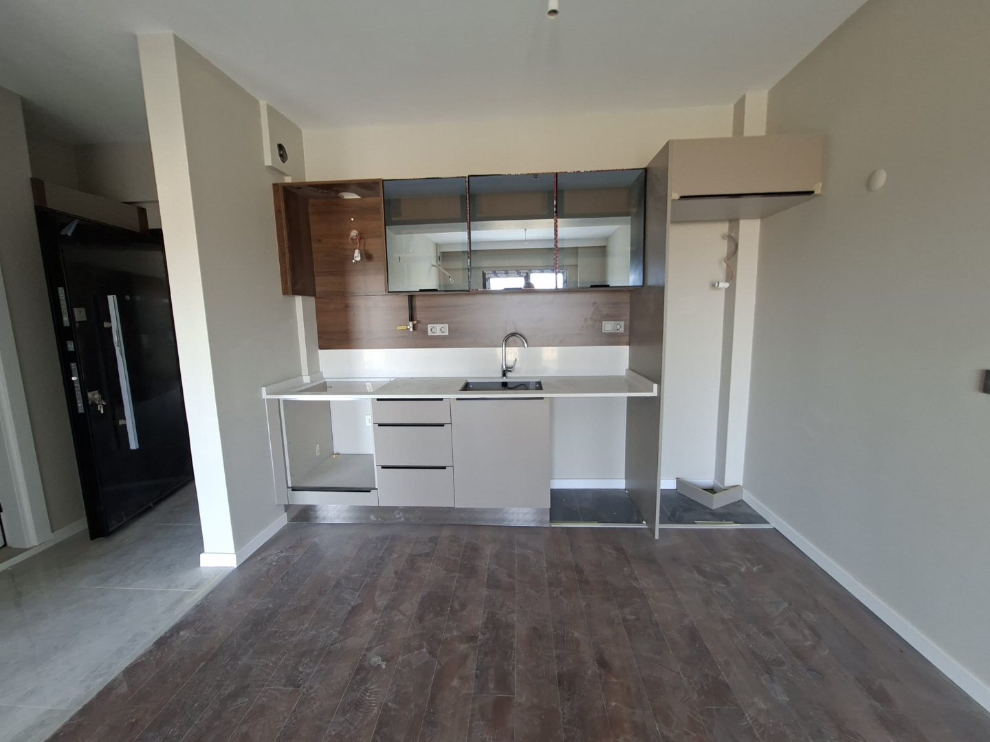 ÇANAKKALE HAMİDİYE'DE M.AKİF ERSOY HASTANESİNE YAKIN 1+1 EŞYALI SATILIK DAİRE - ÇANAKKALE MERKEZ KEPEZ BELDESİ, HAMİDİYE MAHALLESİ - undefined undefined - Thumbnail