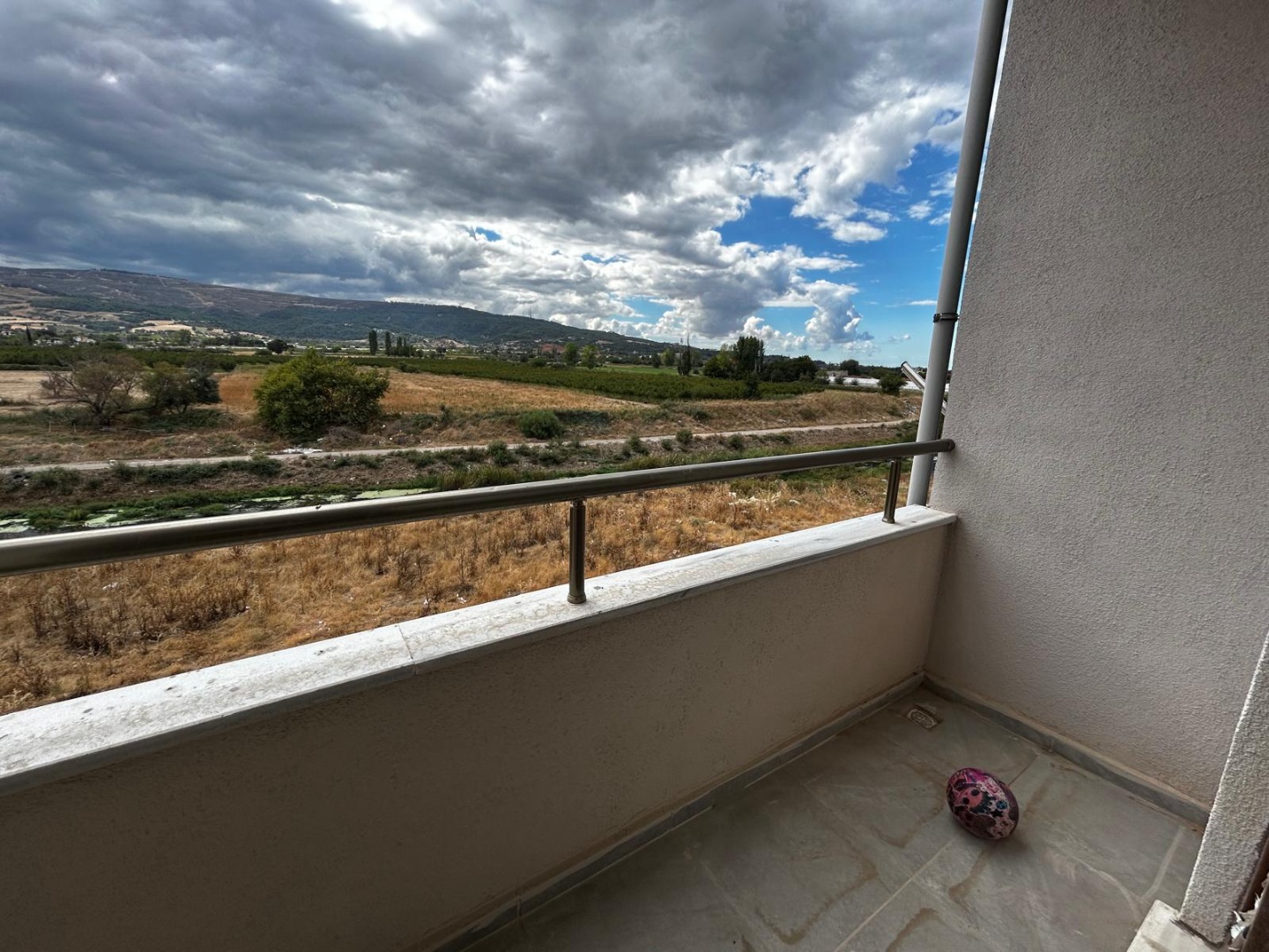 ÇANAKKALE MERKEZ İSMETPAŞA MAHALLESİNDE ARA KAT, ÖNÜ AÇIK KİRALIK KÖŞE DAİRE - ÇANAKKALE MERKEZ ARSLANCA MAHALLESİ - undefined undefined - Thumbnail
