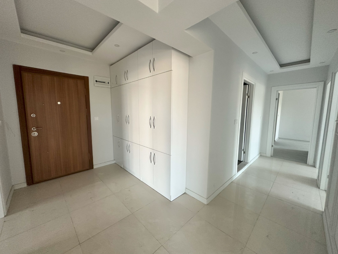 ÇANAKKALE MODERN SİTESİ, GİRİŞ KAT GENİŞ 3+1 SATILIK DAİRE! - ÇANAKKALE MERKEZ ARSLANCA KÖYÜ - undefined undefined - Thumbnail