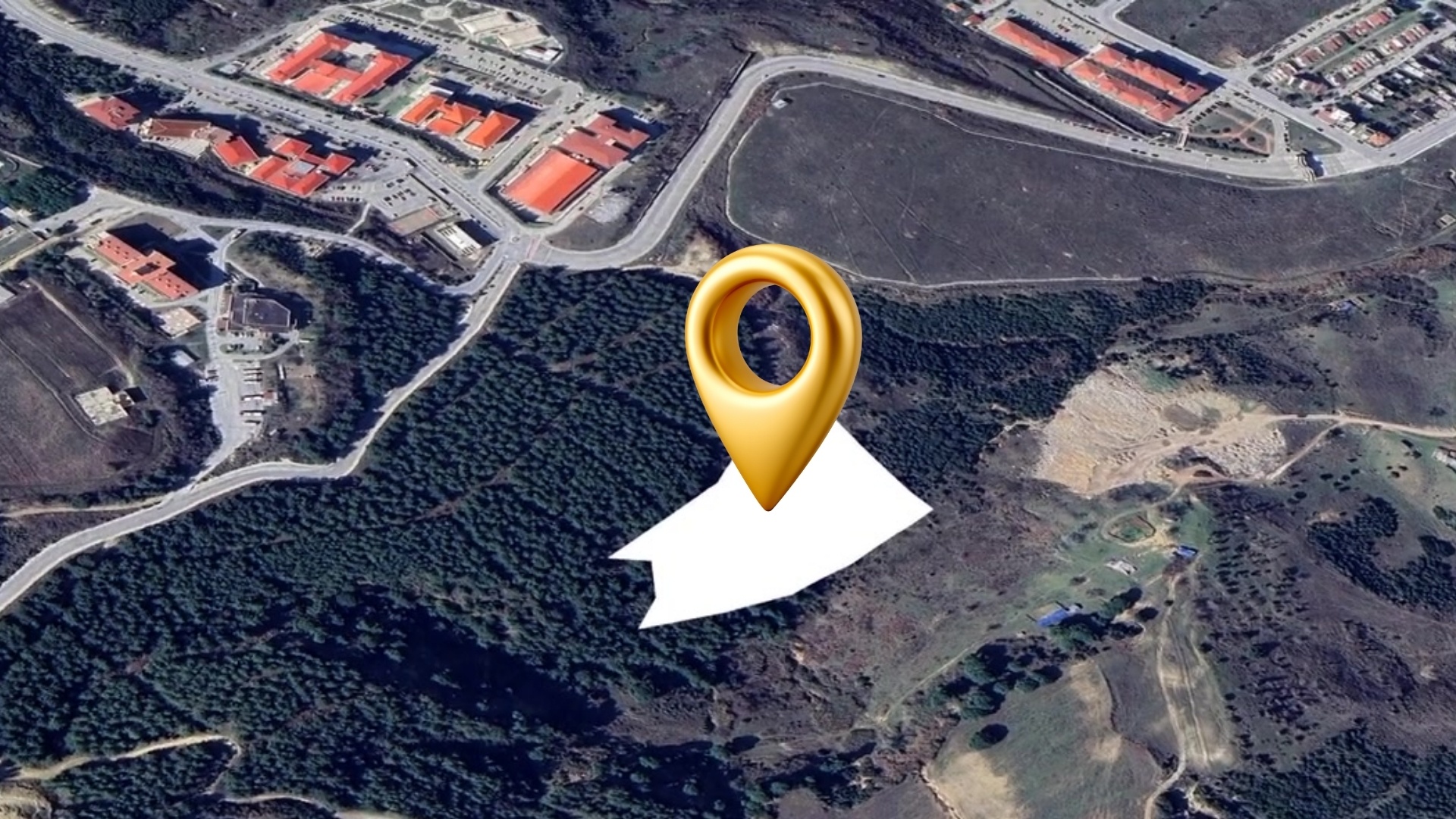 SARI BÖLGEDE 16.022/2 m² YATIRIM FIRSATI - ÇANAKKALE MERKEZ SARICAELİ KÖYÜ - undefined undefined - Thumbnail