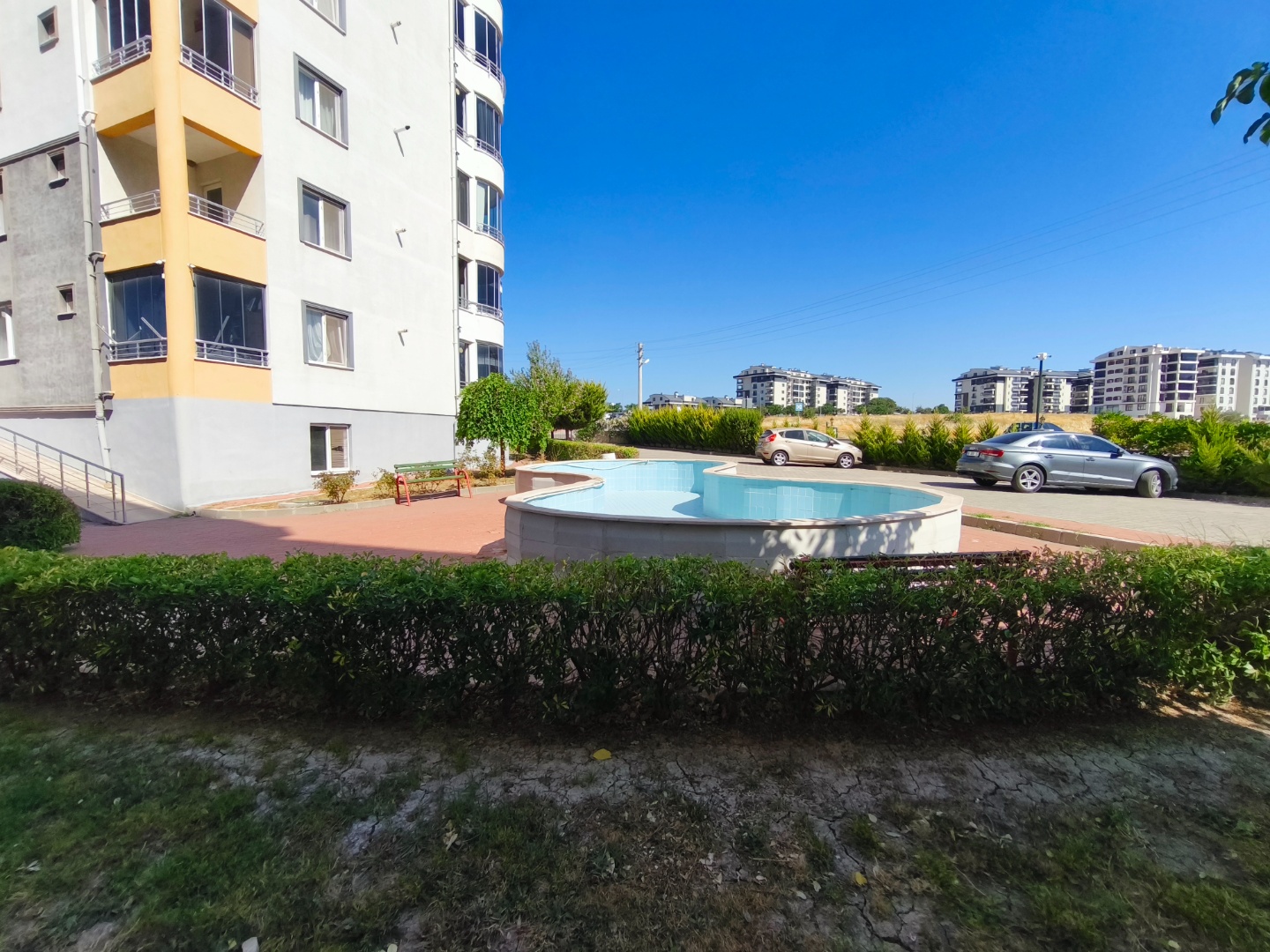 ÇANAKKALE HAMİDİYE'DE GENİŞ BALKONLU BOĞAZ MANZARALI KİRALIK DAİRE - ÇANAKKALE MERKEZ KEPEZ BELDESİ, BOĞAZKENT MAHALLESİ - undefined undefined - Thumbnail