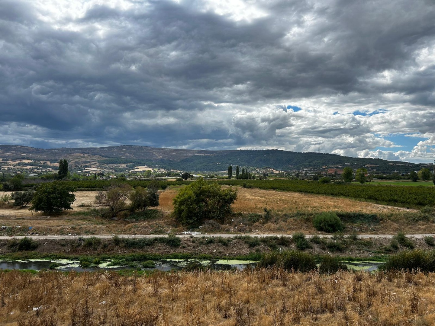 ÇANAKKALE MERKEZ İSMETPAŞA MAHALLESİNDE ARA KAT, ÖNÜ AÇIK KİRALIK KÖŞE DAİRE - ÇANAKKALE MERKEZ ARSLANCA MAHALLESİ - undefined undefined - Thumbnail