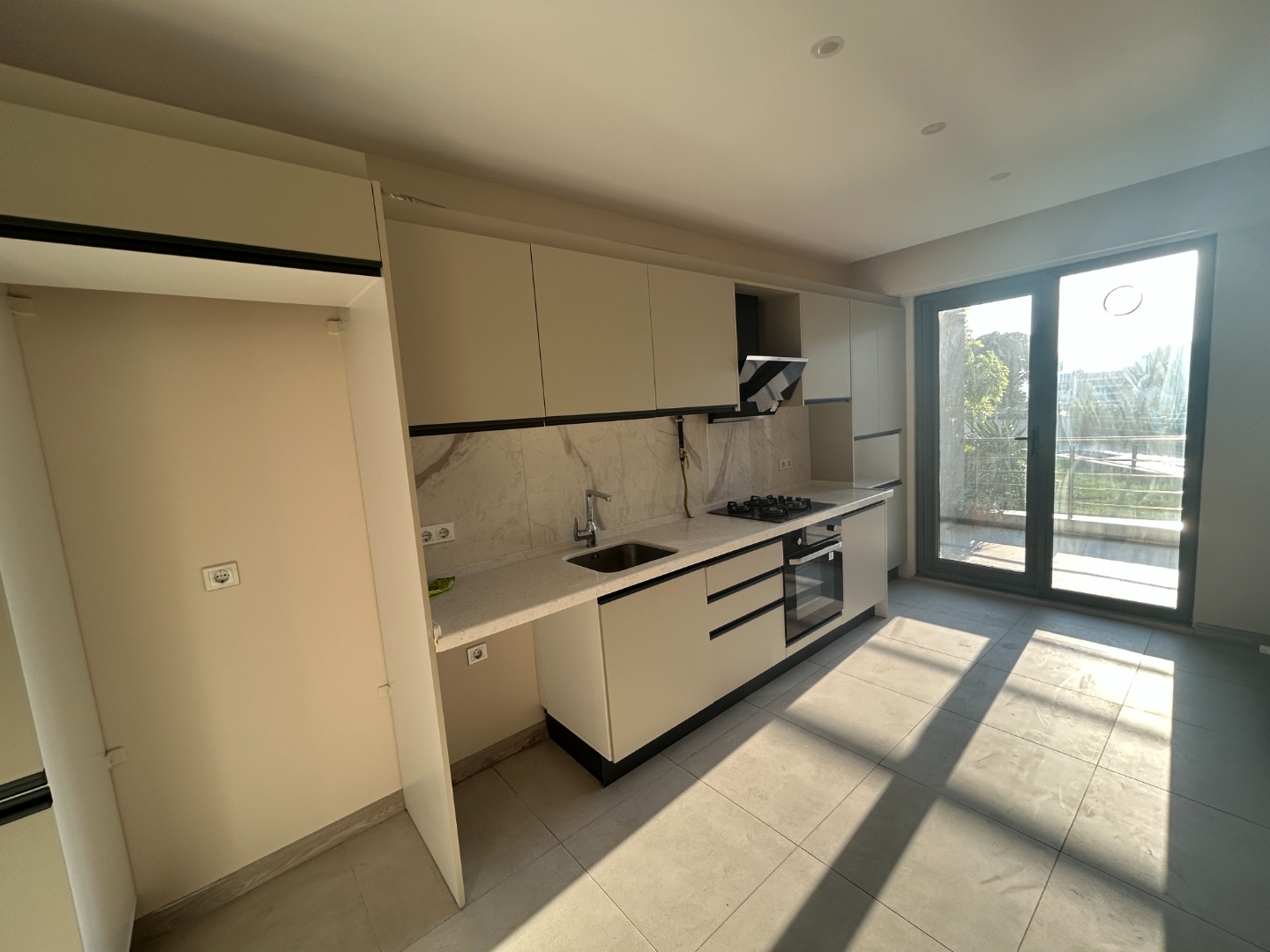 ÇANAKKALE HAMİDİYE MAH.DE DEVLET HASTANESİ YAKINI, HAVUZLU-GÜVENLİKLİ SİTEDE GENİŞ 3+1 DAİRE - ÇANAKKALE MERKEZ KEPEZ BELDESİ, HAMİDİYE MAHALLESİ - undefined undefined - Thumbnail