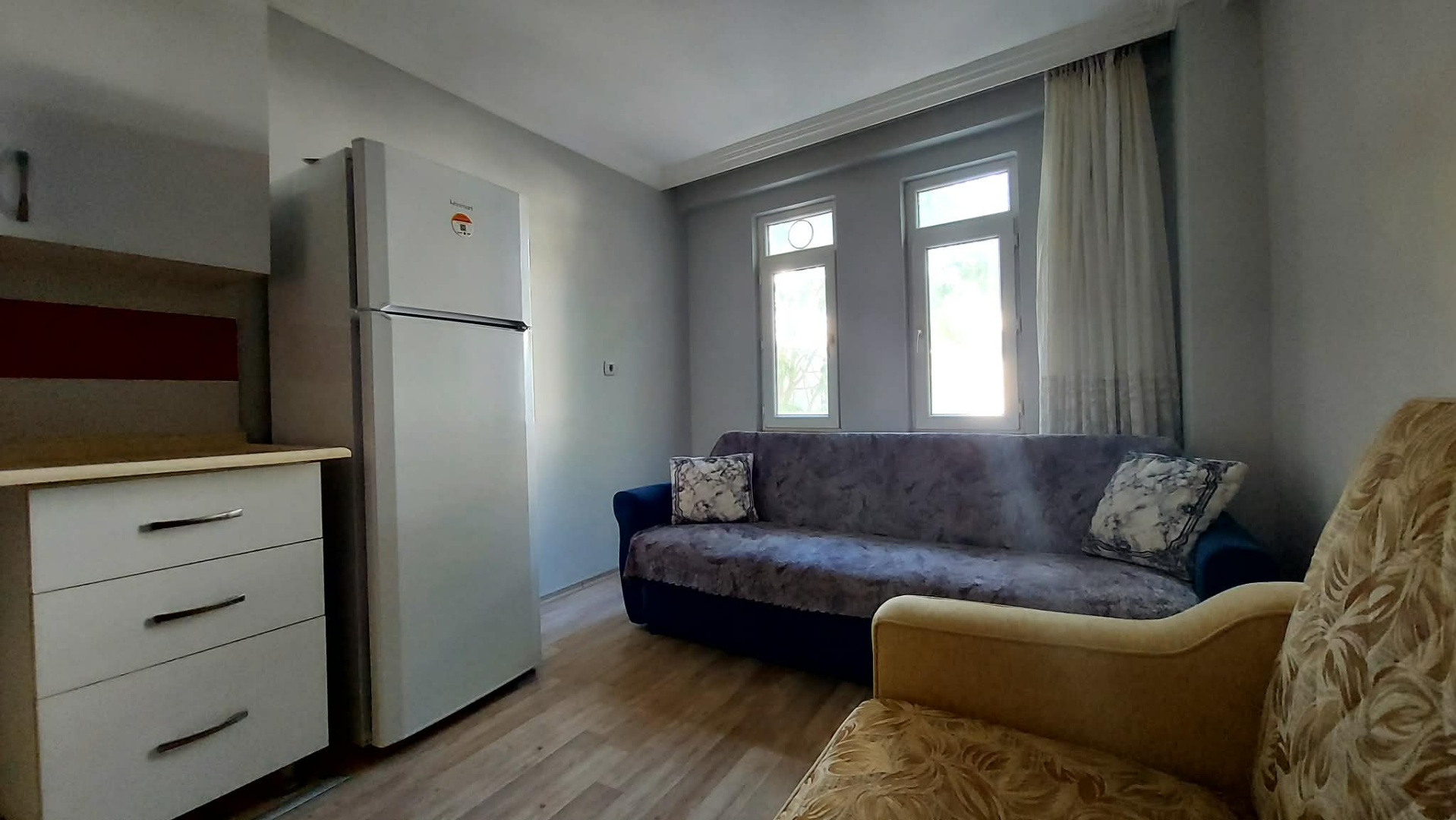 ÇANAKKALE MERKEZDE KİRALIK EŞYALI 1+1 DAİRE - ÇANAKKALE MERKEZ FEVZİPAŞA MAHALLESİ - undefined undefined - Thumbnail