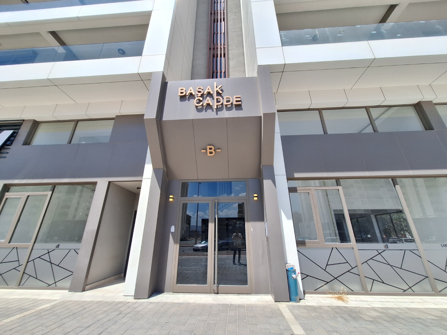 ÇANAKKALE MERKEZ KARACAÖREN DE CADDE ÜZERİ 165 M2 3+1  SATILIK DAİRE - ÇANAKKALE MERKEZ KARACAÖREN KÖYÜ - undefined undefined - Thumbnail