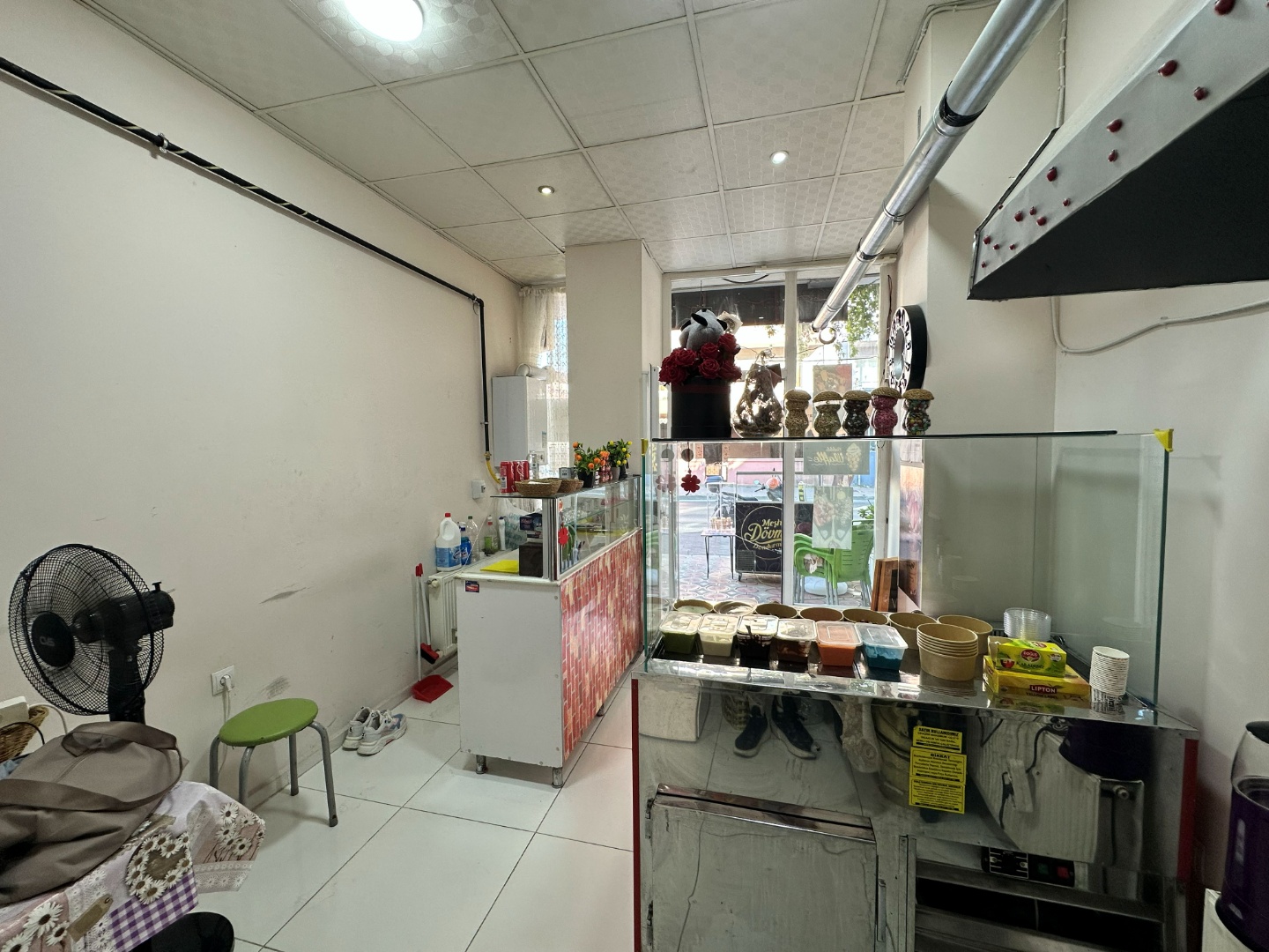 YENİ KORDON'DA CADDE ÜZERİ | 25 M² | FAST FOOD RUHSATLI | DÜŞÜK KİRA - ÇANAKKALE MERKEZ BARBAROS MAHALLESİ - undefined undefined - Thumbnail