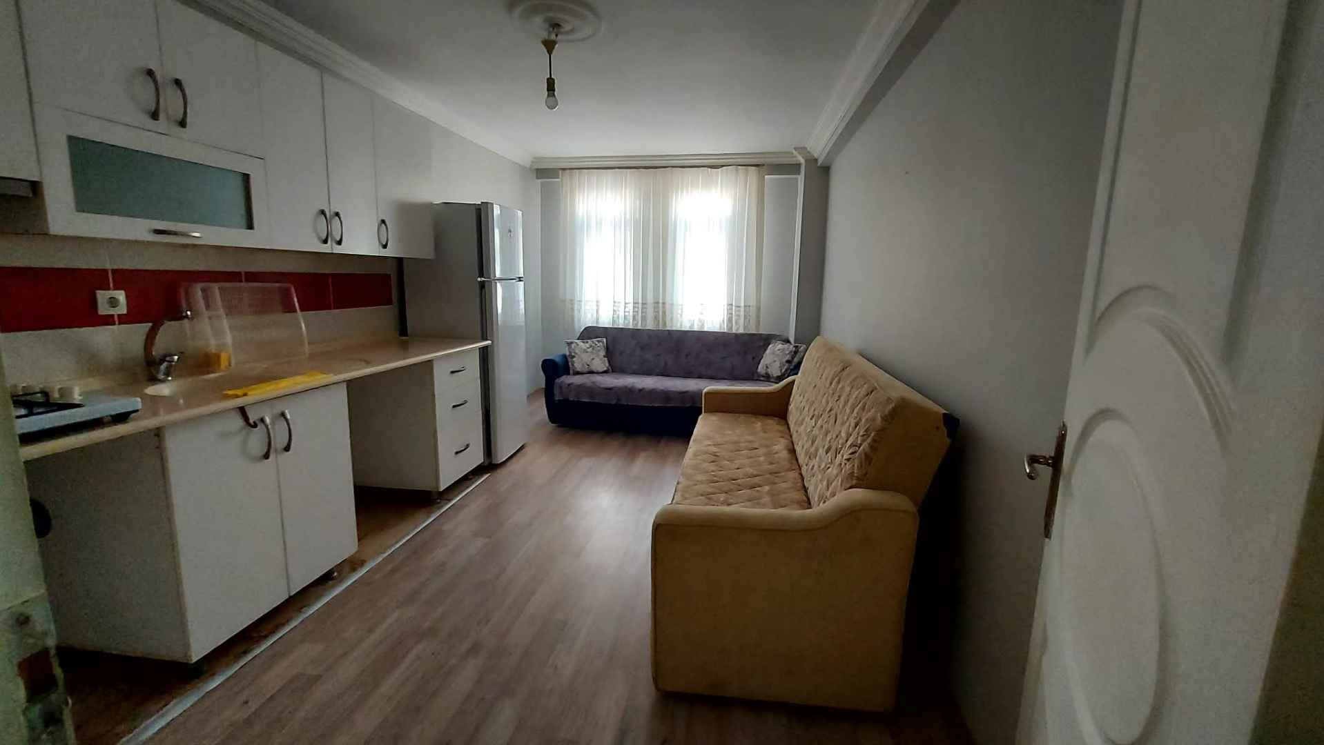 ÇANAKKALE MERKEZDE KİRALIK EŞYALI 1+1 DAİRE - ÇANAKKALE MERKEZ FEVZİPAŞA MAHALLESİ - undefined undefined - Thumbnail