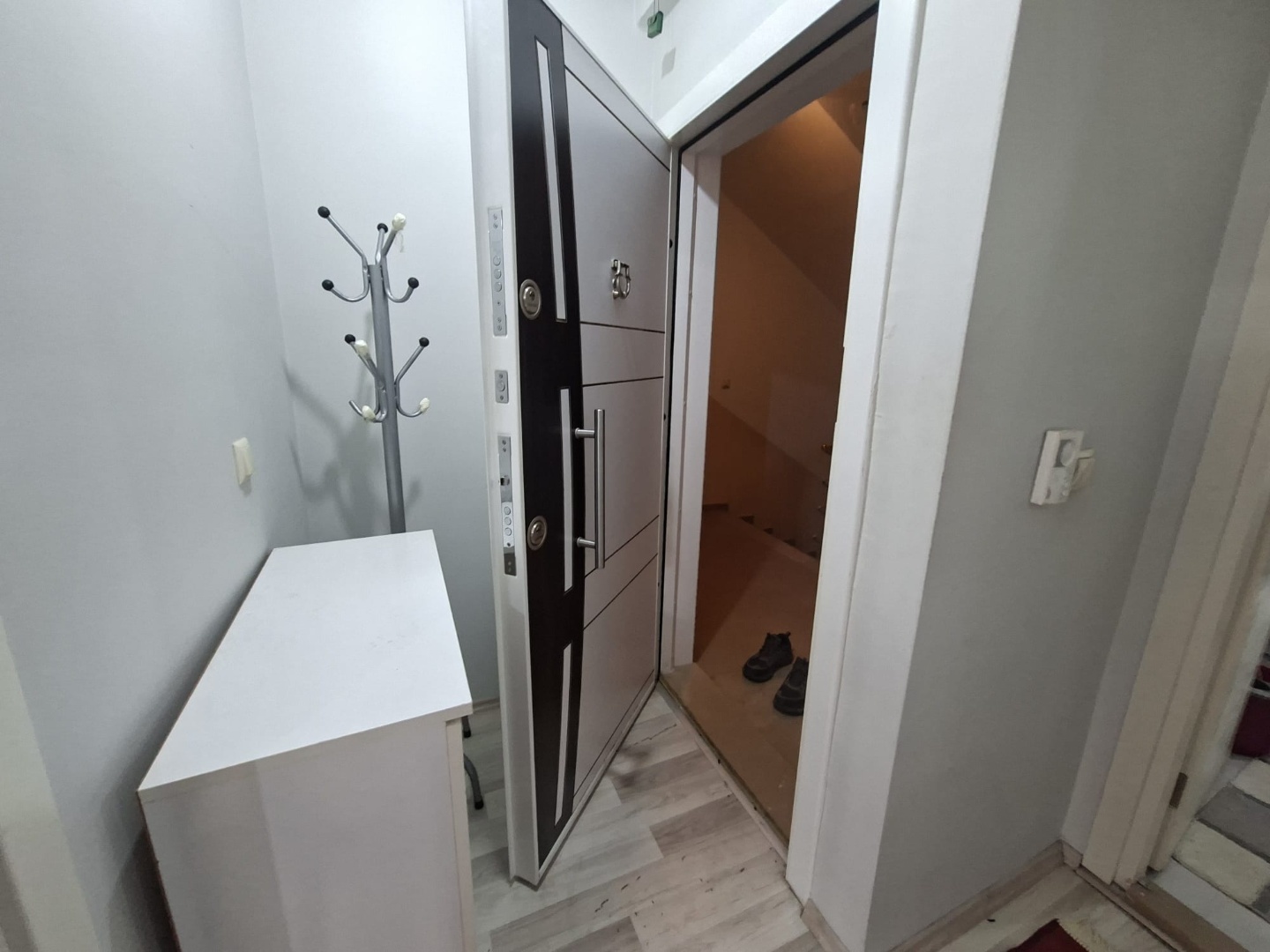 ÇANAKKALE BARBAROS MAHALLESİNDE 1+1 EŞYALI KİRALIK DAİRE - ÇANAKKALE MERKEZ BARBAROS MAHALLESİ - undefined undefined - Thumbnail
