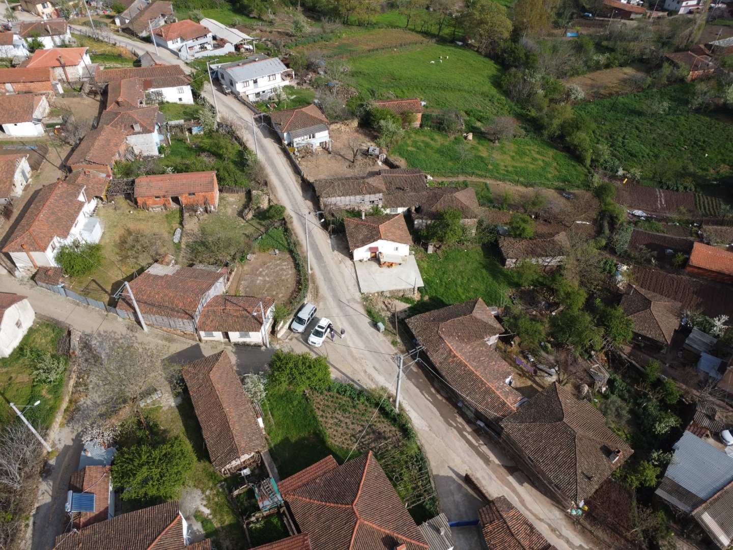 ÇANAKKALE ÇAN KARADAĞ DA 616 m2 ARSA İÇİ 2+1  KÖY EVİ - ÇANAKKALE ÇAN KARADAĞ KÖYÜ - undefined undefined - Thumbnail