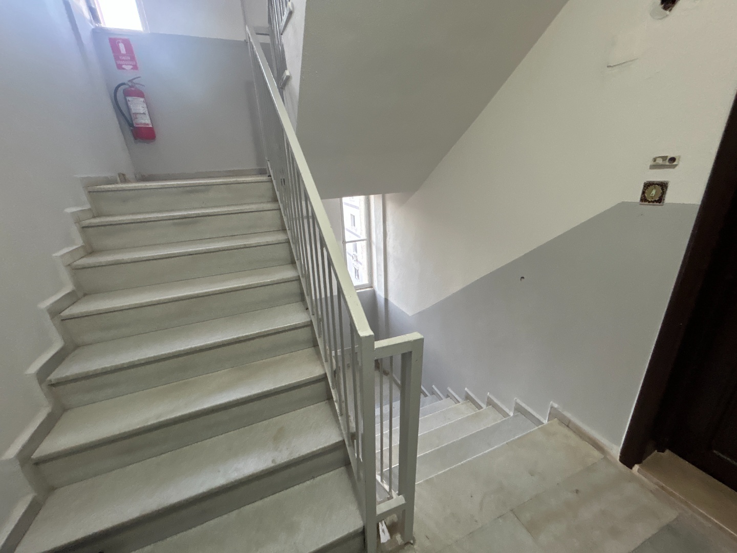 ÇANAKKALE MERKEZ YENİ KORDON'A 80 METRE, KISMİ BOĞAZ MANZARALI, ASANSÖRLÜ 3+1 SATILIK DAİRE - ÇANAKKALE MERKEZ BARBAROS MAHALLESİ - undefined undefined - Thumbnail