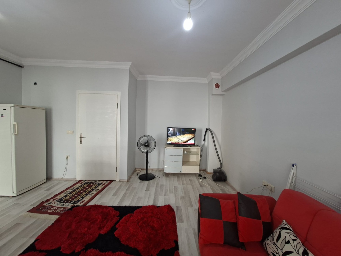 ÇANAKKALE BARBAROS MAHALLESİNDE 1+1 EŞYALI KİRALIK DAİRE - ÇANAKKALE MERKEZ BARBAROS MAHALLESİ - undefined undefined - Thumbnail